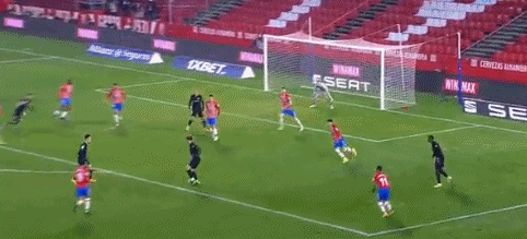 德州游骑兵队王牌投手德格罗姆在 2024 赛季末段成功伤愈复出