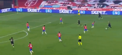 J联赛：神户胜利船夺冠，伊涅斯塔现场庆祝