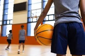 许利民：比赛输了但大家的拼劲值得表扬，我们一定会渡过难关