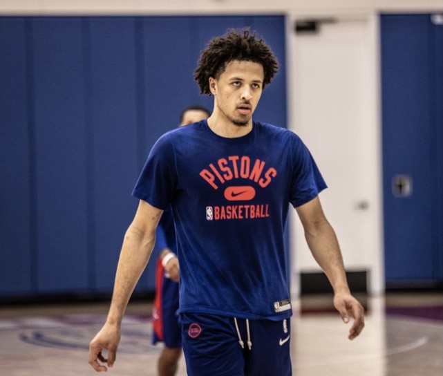 通过坚持深 通过坚持深